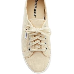 •NWT Superga Women's Beige 2555 Alpina
Sneakers Size 8